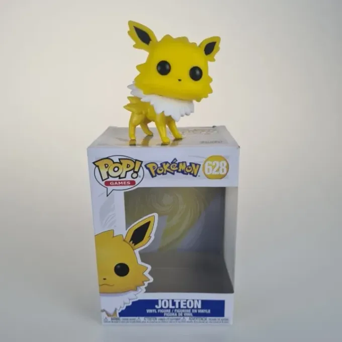 Pokemon Jolteon 628